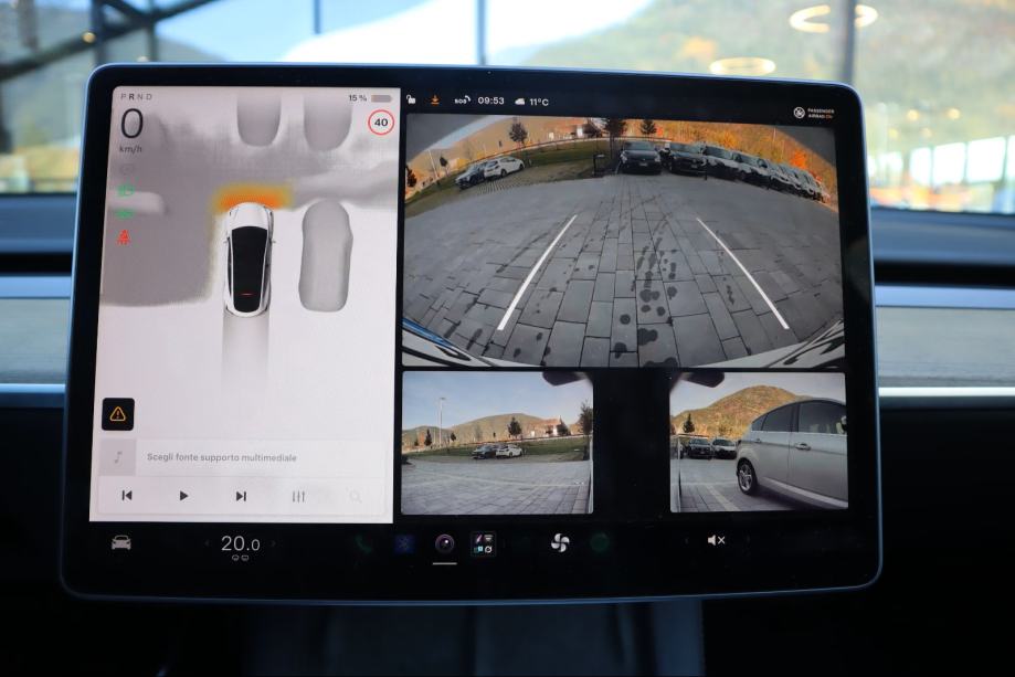 Tesla Model Y, fotografija 9