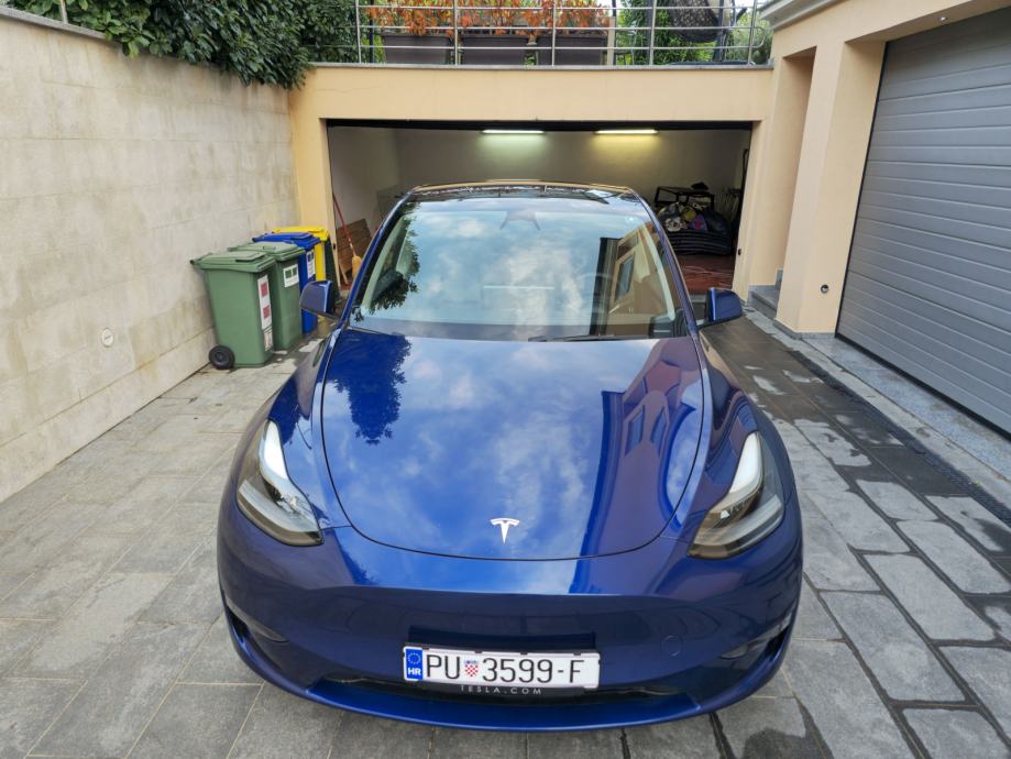 Tesla Model Y Performance Dual Motor AWD automatik, fotografija 2
