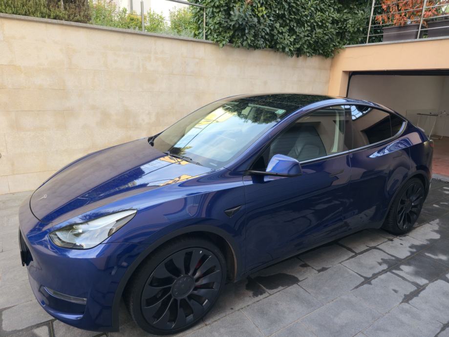 Tesla Model Y Performance Dual Motor AWD automatik, fotografija 3