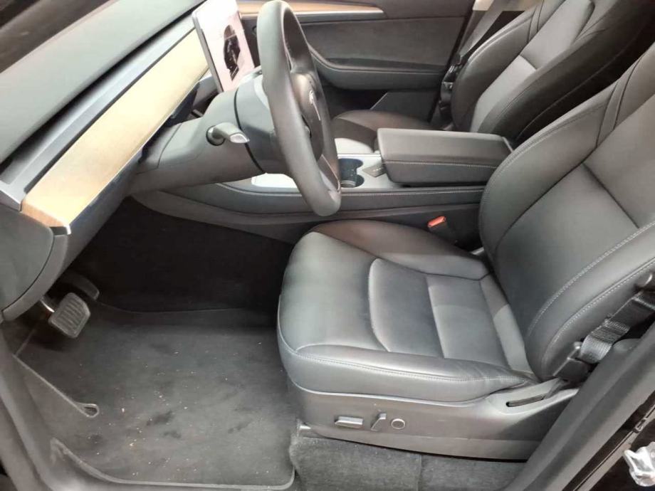 Tesla Model Y RWD * RJEŠAVAMO LEASING * GARANCIJA *, fotografija 13