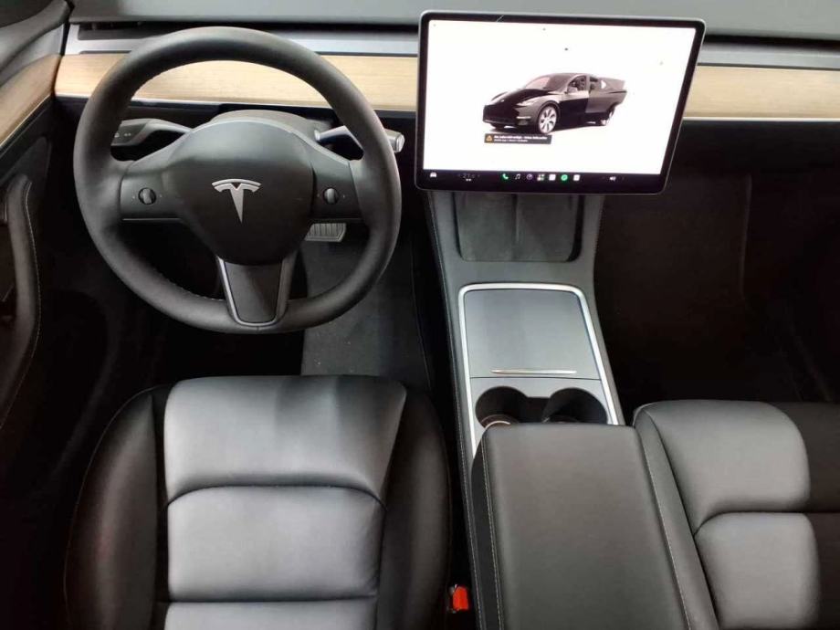 Tesla Model Y RWD * RJEŠAVAMO LEASING * GARANCIJA *, fotografija 9