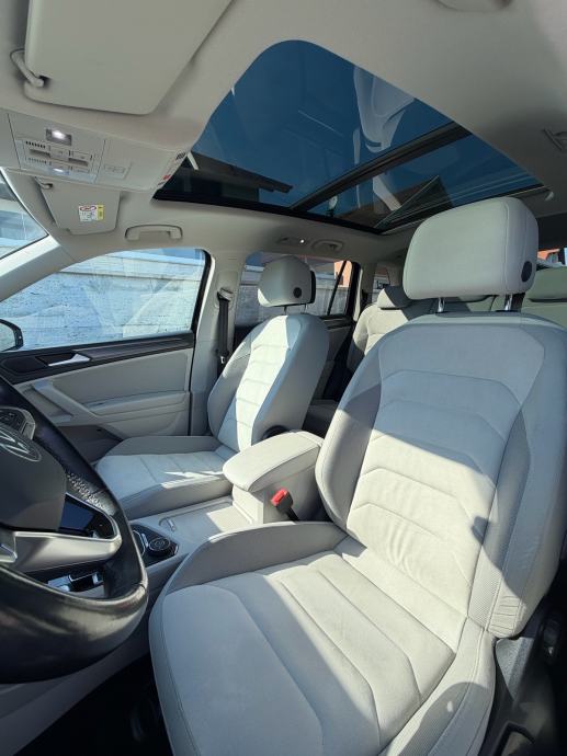 Tiguan Allspace 2.0DSG 4M PANO VIRTUAL MATRIX IQ ACC HEAD UP 360, fotografija 15