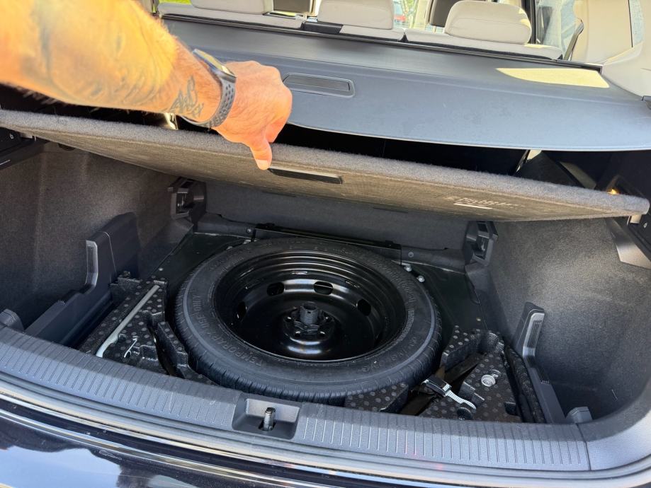 Tiguan Allspace 2.0DSG 4M PANO VIRTUAL MATRIX IQ ACC HEAD UP 360, fotografija 16
