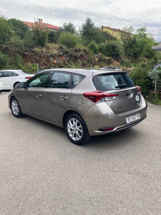 Toyota Auris 1,8 HSD HYBRID, fotografija 9