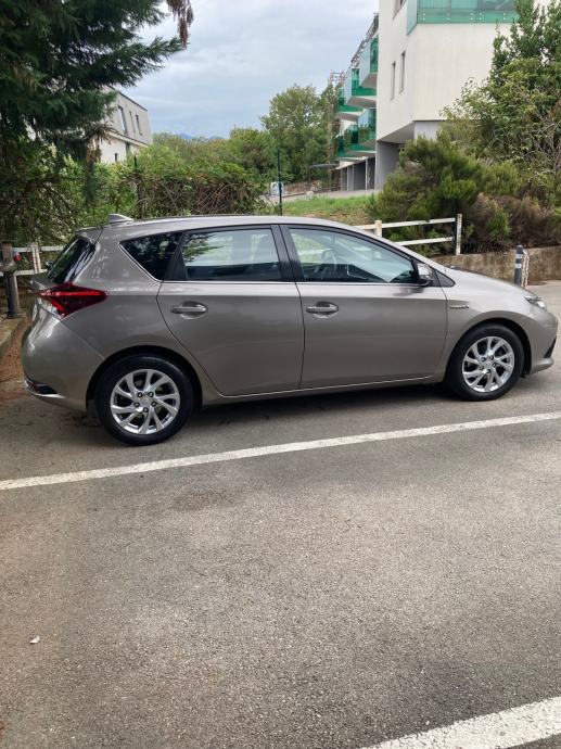 Toyota Auris 1,8 HSD HYBRID, fotografija 7