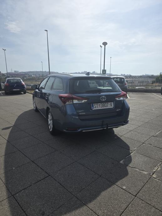 Toyota Auris karavan 1.6 D, fotografija 3