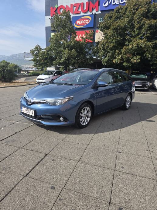 Toyota Auris karavan 1.6 D, fotografija 15