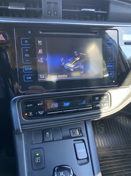 Toyota Auris Touring Sports 1.8 Hybrid – 2016. – 234.000 km, fotografija 8