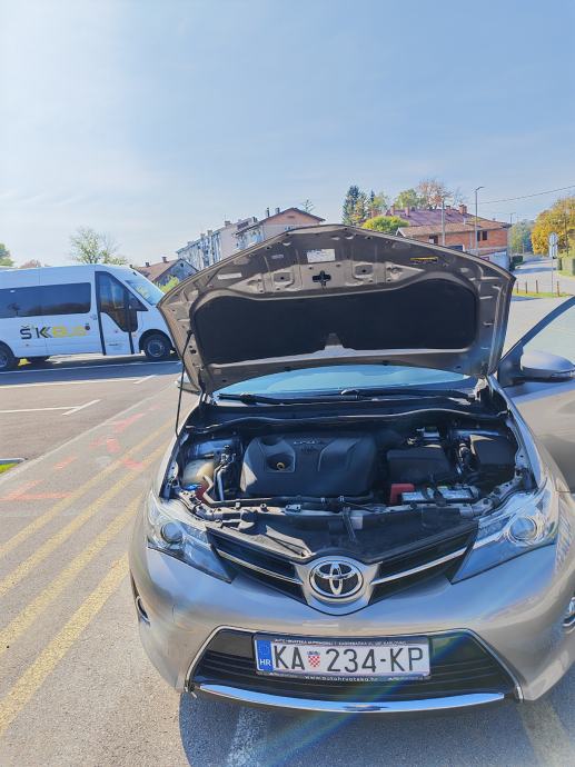 Toyota Auris karavan