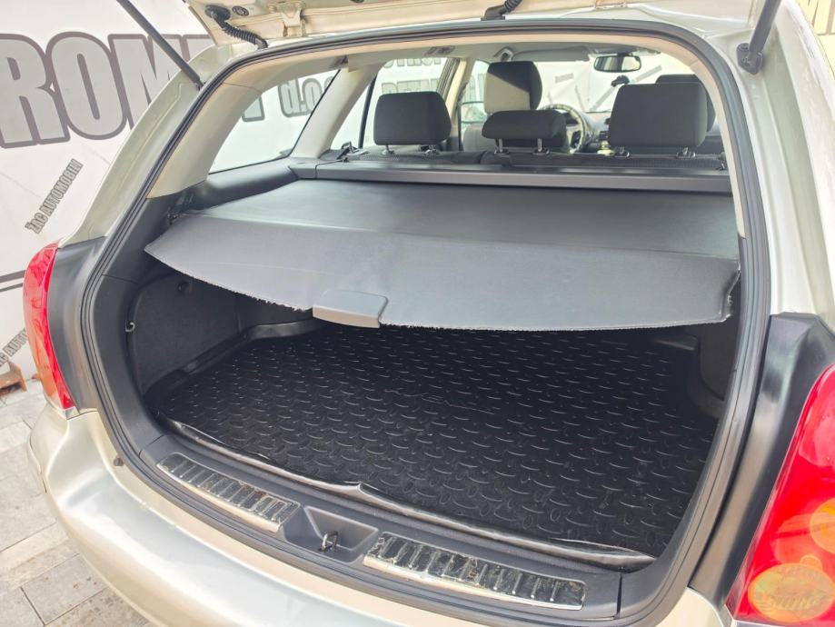 TOYOTA AVENSIS 2.0 =200TKM= HR-AUTO, fotografija 7