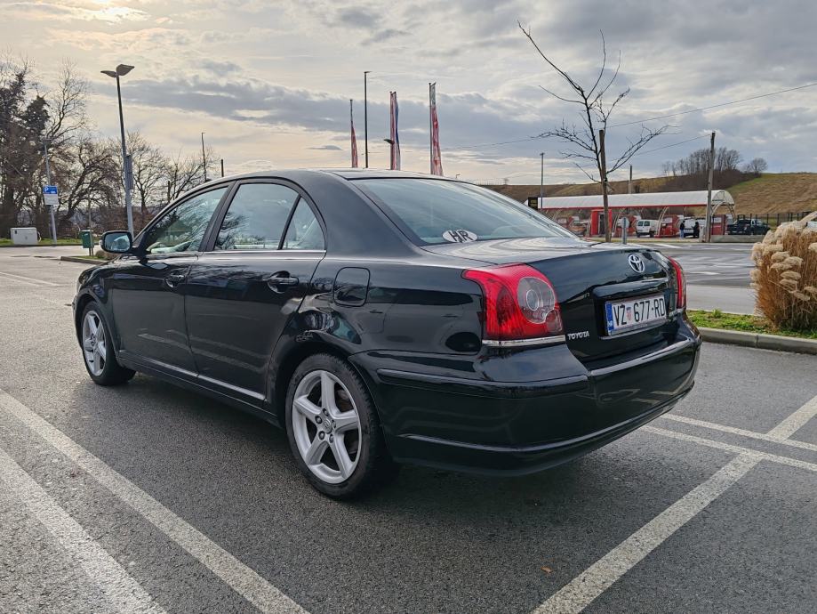 Toyota Avensis 2,2 D-4D Sol+, reg. do 8/27., 110kW, 2007. g., pogled izvana - slika 5