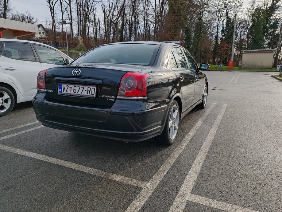 Toyota Avensis 2,2 D-4D Sol+, reg. do 8/27., 110kW, 2007. g., pogled izvana - slika 4