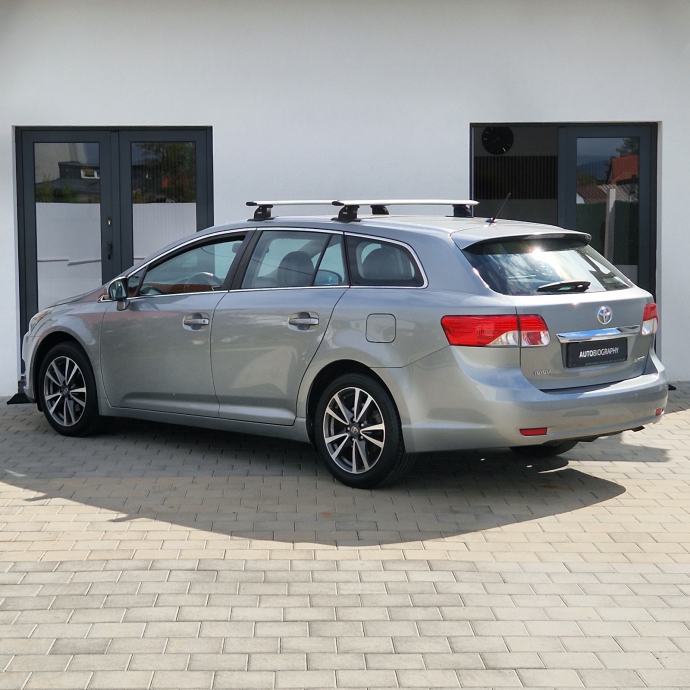 Toyota Avensis SW 2,0 D-4D 91kW Toyota | HR auto |1. Vlasnik, fotografija 7