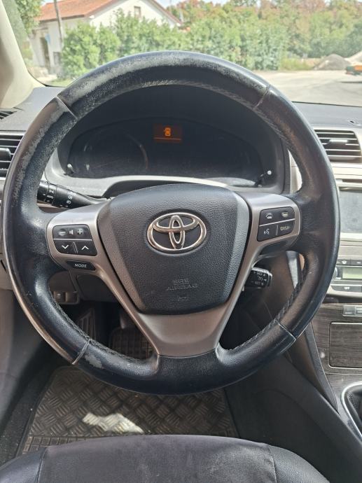 Toyota Avensis Wagon 2,2, fotografija 9