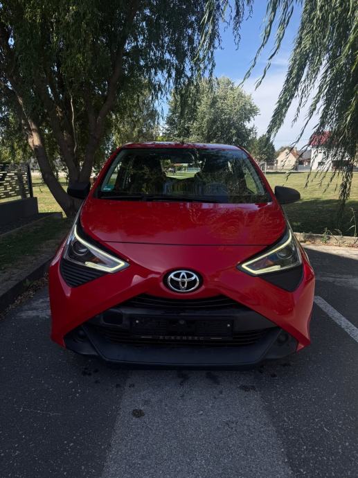 Toyota Aygo 1,0, fotografija 2
