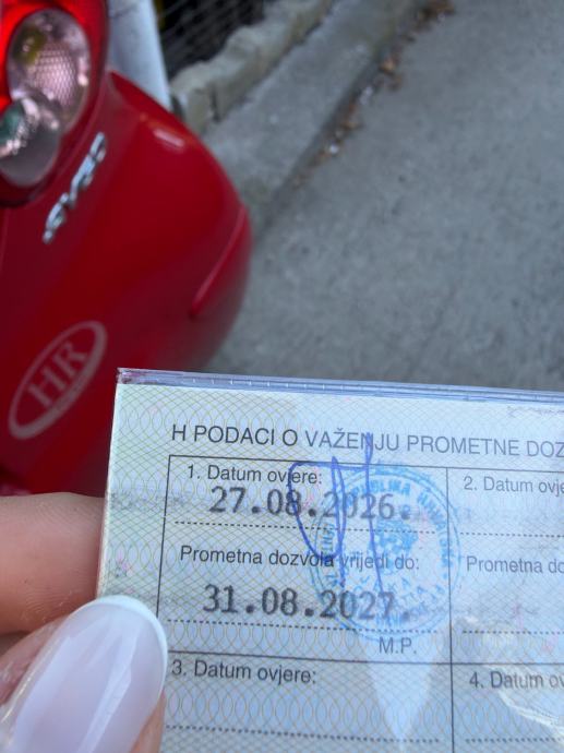 Toyota Aygo 1,0, UPRAVO REGISTRIRAN, 2006.godište, pogled izvana - slika 4