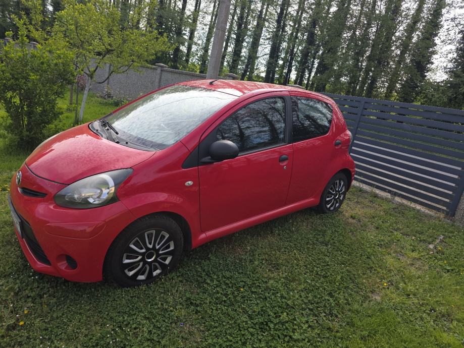 Toyota Aygo 1,0 VVT-i, fotografija 2