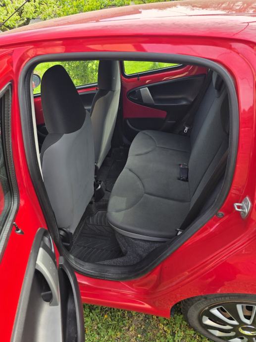 Toyota Aygo 1,0 VVT-i, fotografija 10