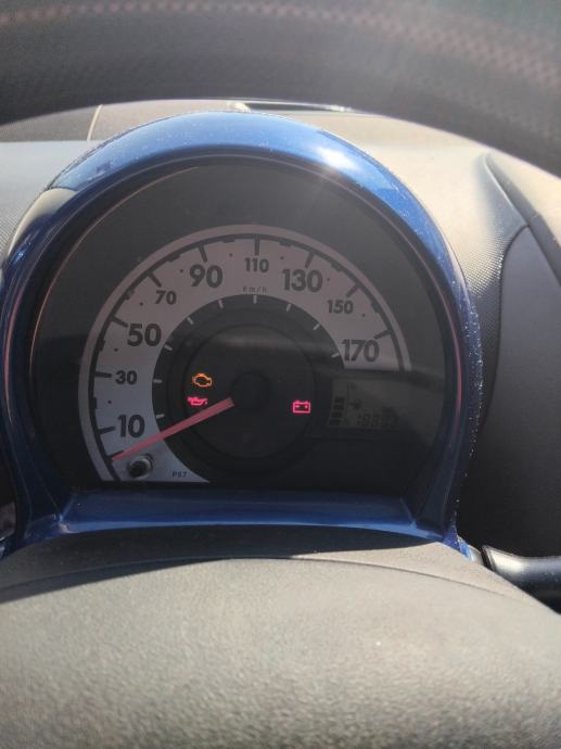 Toyota Aygo 1,0 VVT-i, fotografija 5