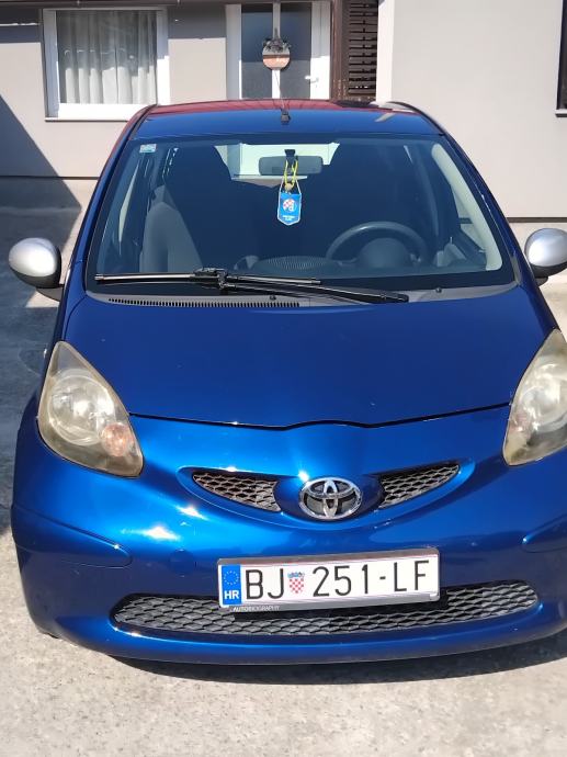 Toyota Aygo 1,0 VVT-i, fotografija 2