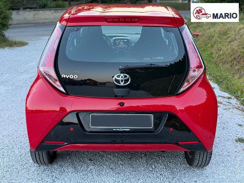Toyota Aygo 1,0 VVT-i X Play 16.000km!, fotografija 7