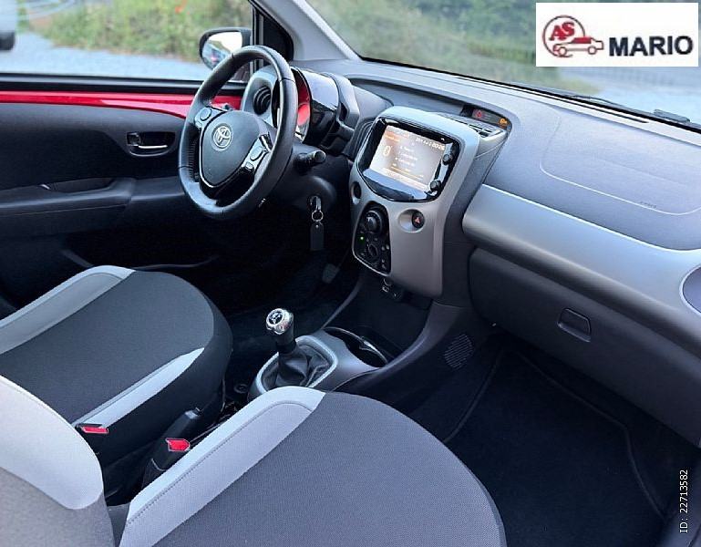 Toyota Aygo 1,0 VVT-i X Play 16.000km!, fotografija 10