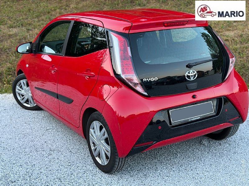 Toyota Aygo 1,0 VVT-i X Play 16.000km!, fotografija 6
