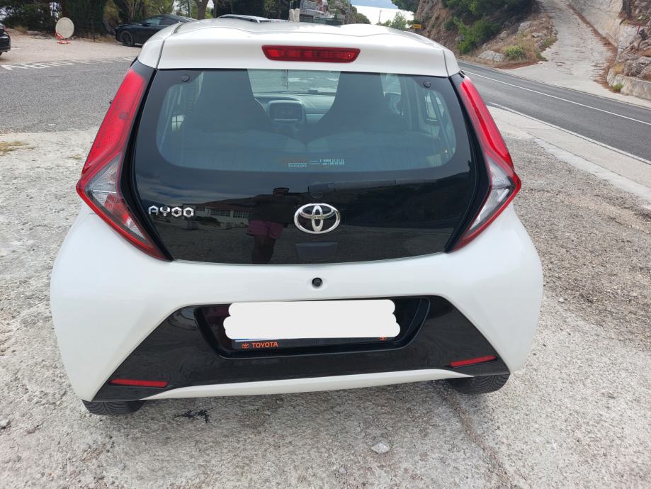 Toyota Aygo 1,0 VVT-i X-Play, fotografija 5