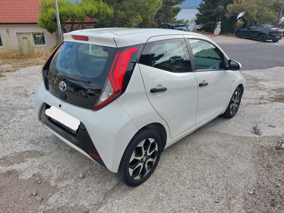 Toyota Aygo 1,0 VVT-i X-Play, fotografija 7