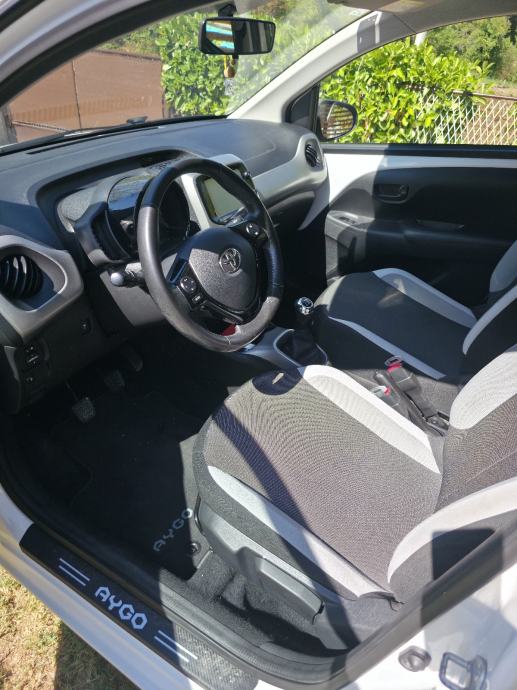 Toyota Aygo 1,0 VVT-i x, fotografija 8