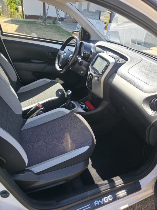 Toyota Aygo 1,0 VVT-i x, fotografija 7