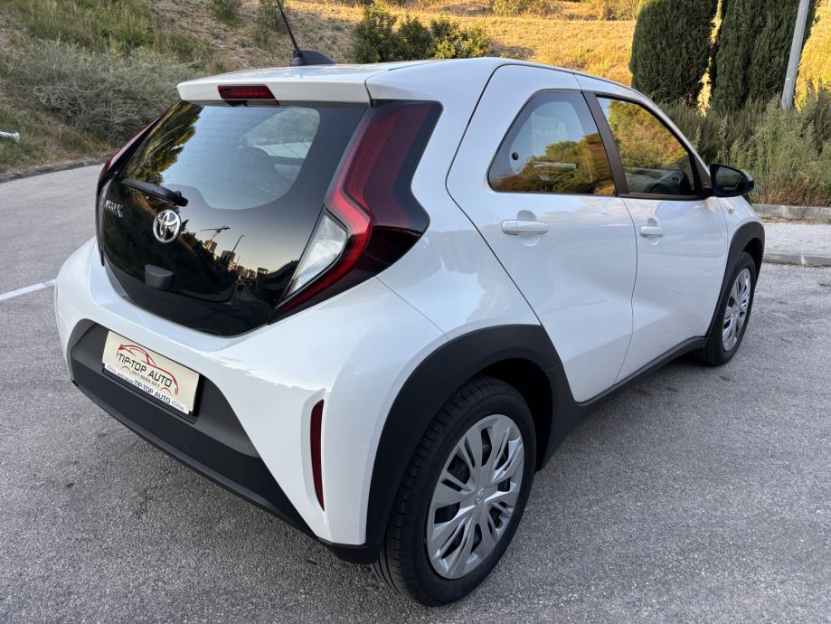 TOYOTA Aygo X 1.0 VVT-i 72 Dynamic, fotografija 6