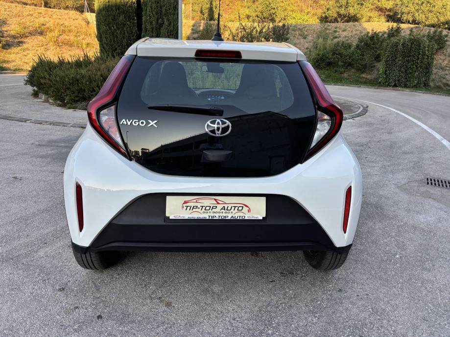 TOYOTA Aygo X 1.0 VVT-i 72 Dynamic, fotografija 5