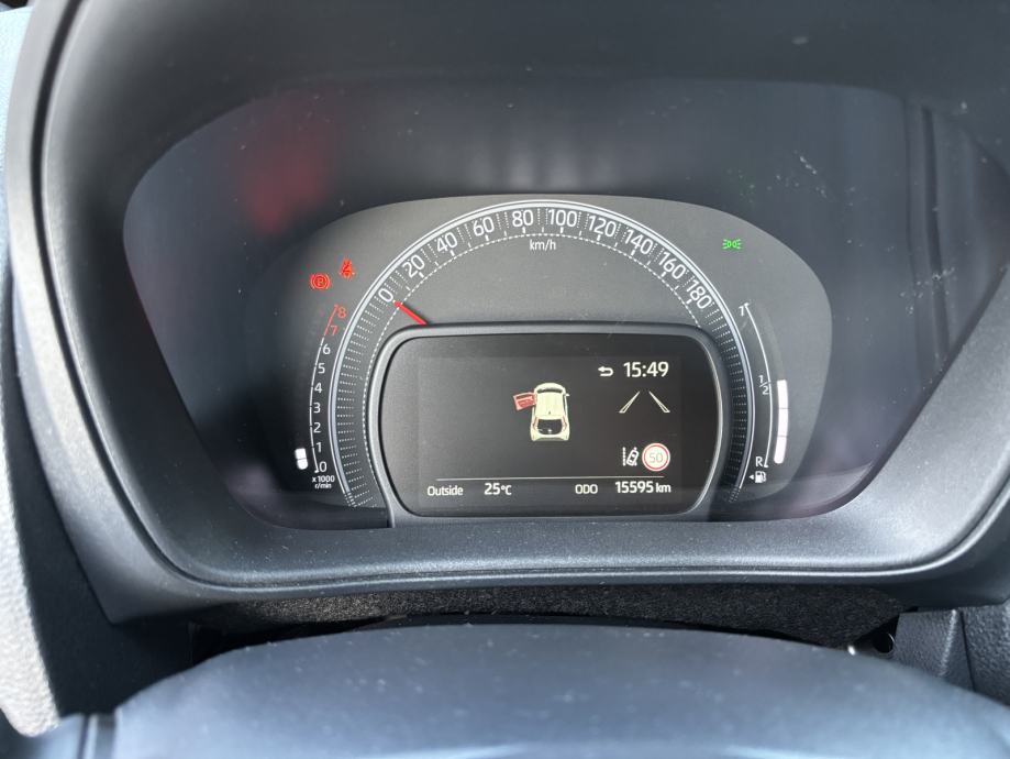 TOYOTA Aygo X 1.0 VVT-i 72 Dynamic, fotografija 17