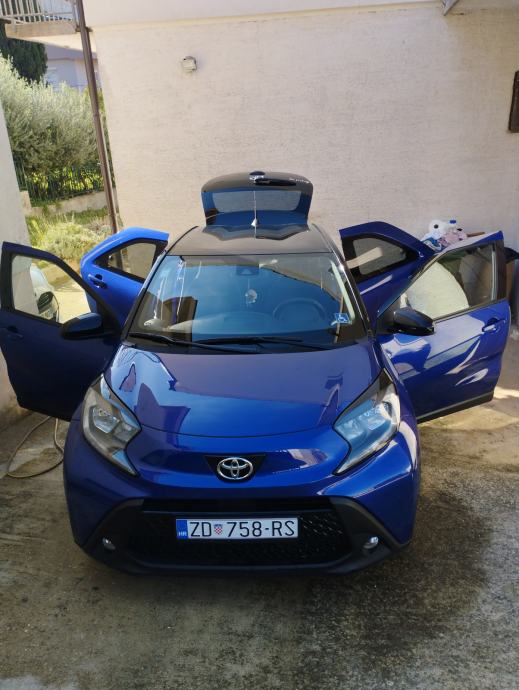 Toyota Aygo X AYGO X automatik, fotografija 12