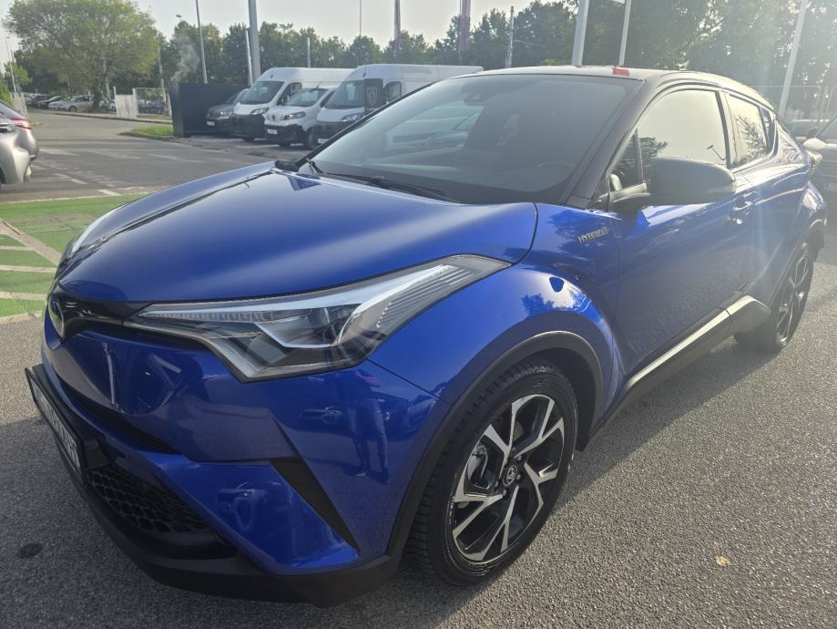 Toyota C-HR 1,8 automatik, fotografija 2