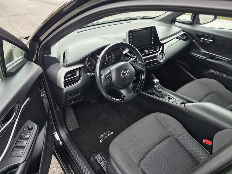 Toyota C-HR 1,8 Hybrid, 2021 god, 85000 km, Relax jamstvo, fotografija 15