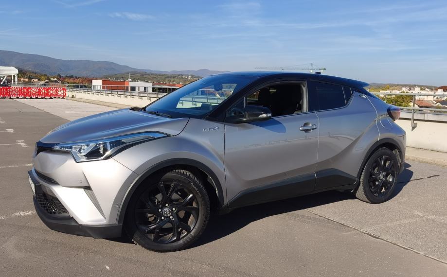 Toyota C-HR 1,8 Hybrid Dynamic***AKCIJA**, fotografija 10