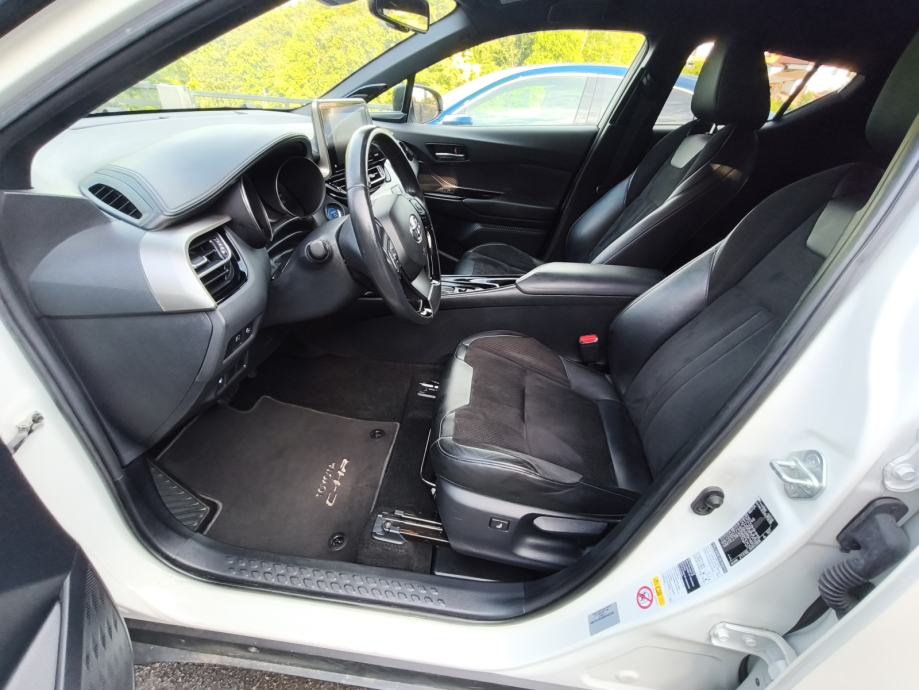 Toyota C-HR 1,8 Hybrid FULL OPREMA**AKCIJA**, fotografija 13