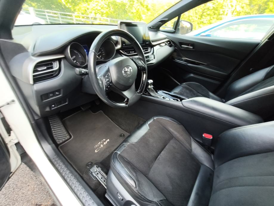 Toyota C-HR 1,8 Hybrid FULL OPREMA**AKCIJA**, fotografija 14