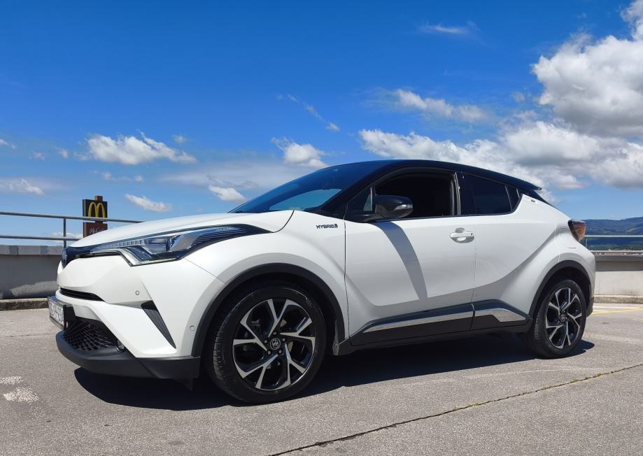 Toyota C-HR 1,8 Hybrid FULL OPREMA**AKCIJA**, fotografija 11
