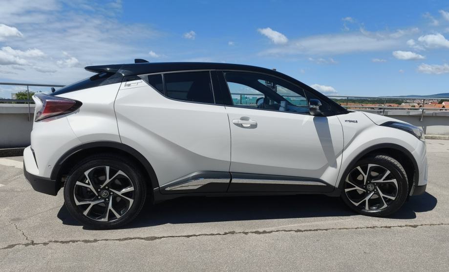 Toyota C-HR 1,8 Hybrid FULL OPREMA**AKCIJA**, fotografija 3