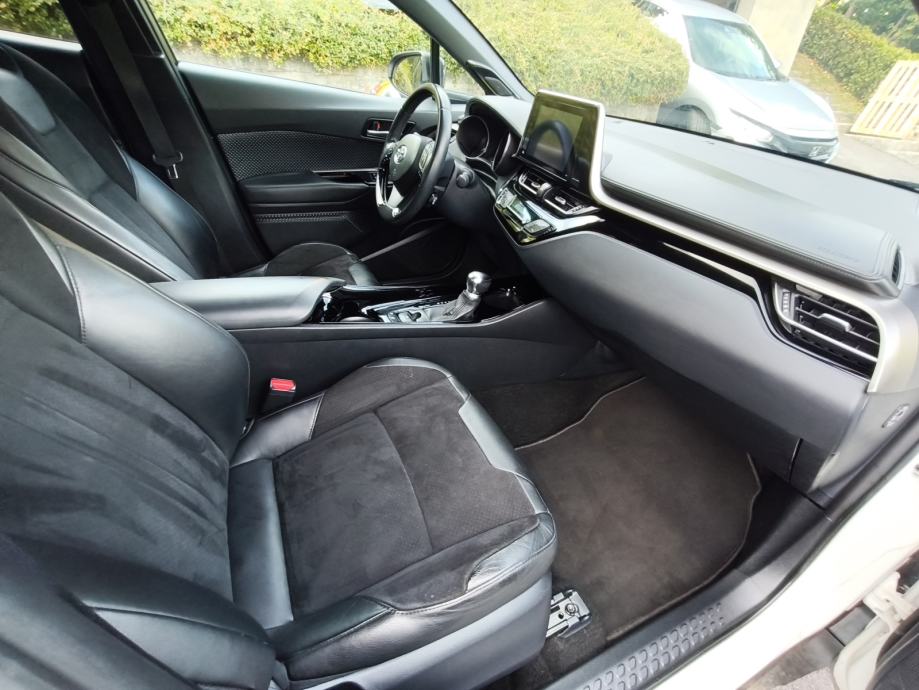 Toyota C-HR 1,8 Hybrid FULL OPREMA**AKCIJA**, fotografija 15