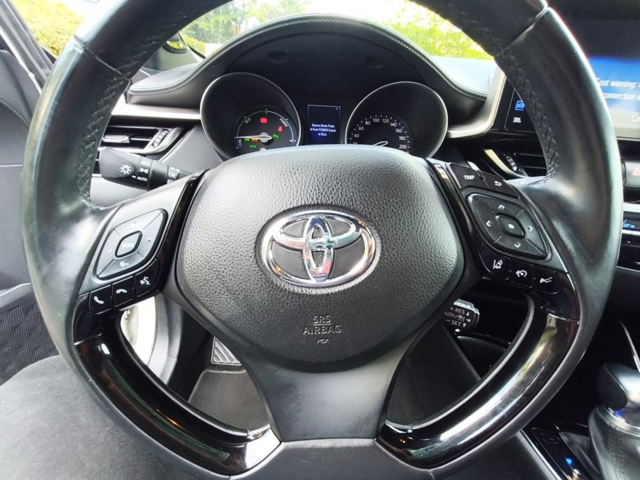 Toyota C-HR 1,8 Hybrid FULL OPREMA**AKCIJA**, fotografija 18