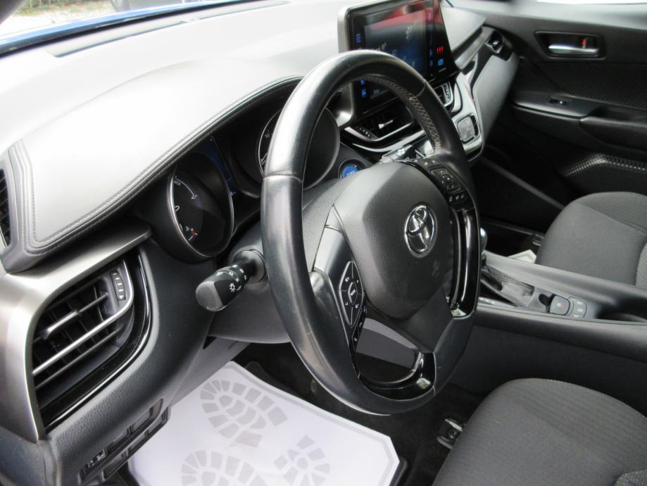 TOYOTA C-HR 1.8 HYBRID KAMERA,TEMPOMAT,LED,EL.PAKET,ALU 17 !!!, fotografija 16