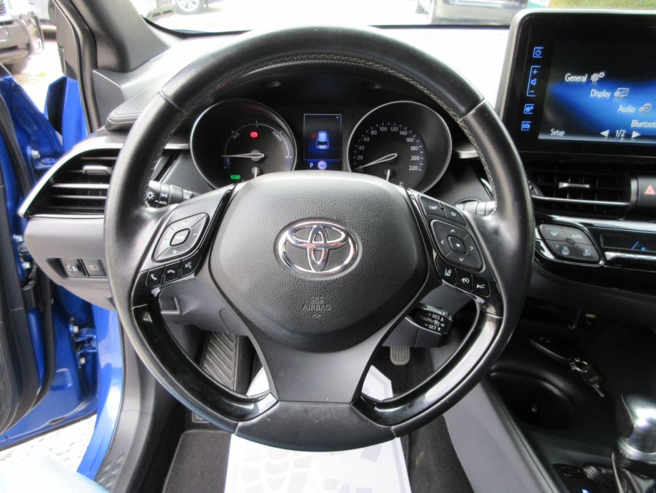 TOYOTA C-HR 1.8 HYBRID KAMERA,TEMPOMAT,LED,EL.PAKET,ALU 17 !!!, fotografija 17