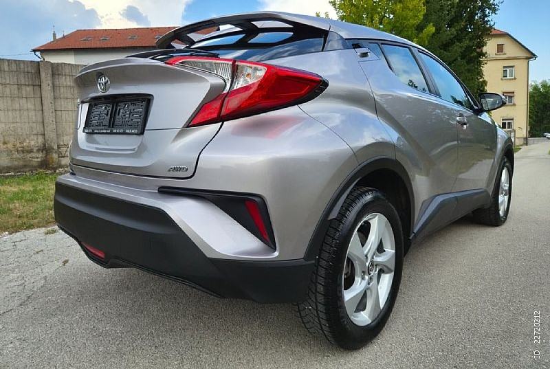 Toyota C-HR 1,8 VVT-i 72000 km, fotografija 4