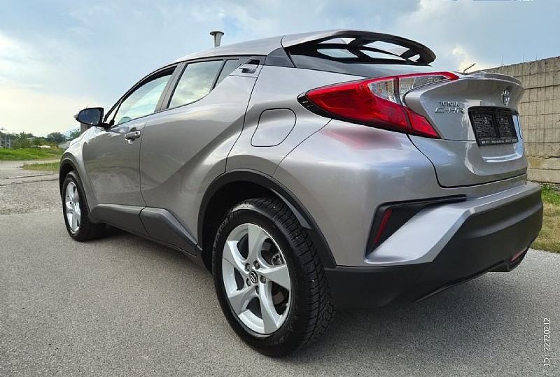 Toyota C-HR 1,8 VVT-i 72000 km, fotografija 5