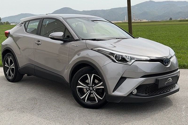 Toyota C-HR 1,8 VVT-i 72000 km, fotografija 7