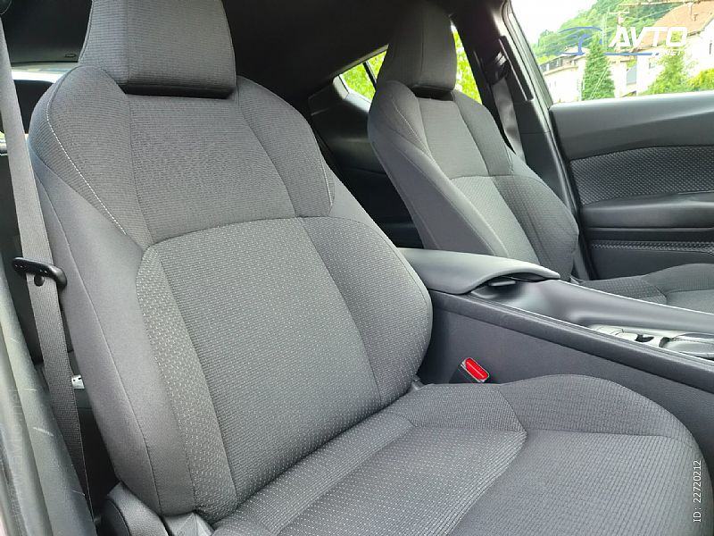 Toyota C-HR 1,8 VVT-i 72000 km, fotografija 11